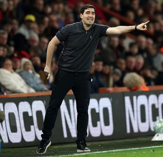 kaiyun-邮报：热刺和水晶宫对伊劳拉感兴趣，但他倾向与伯恩茅斯续约