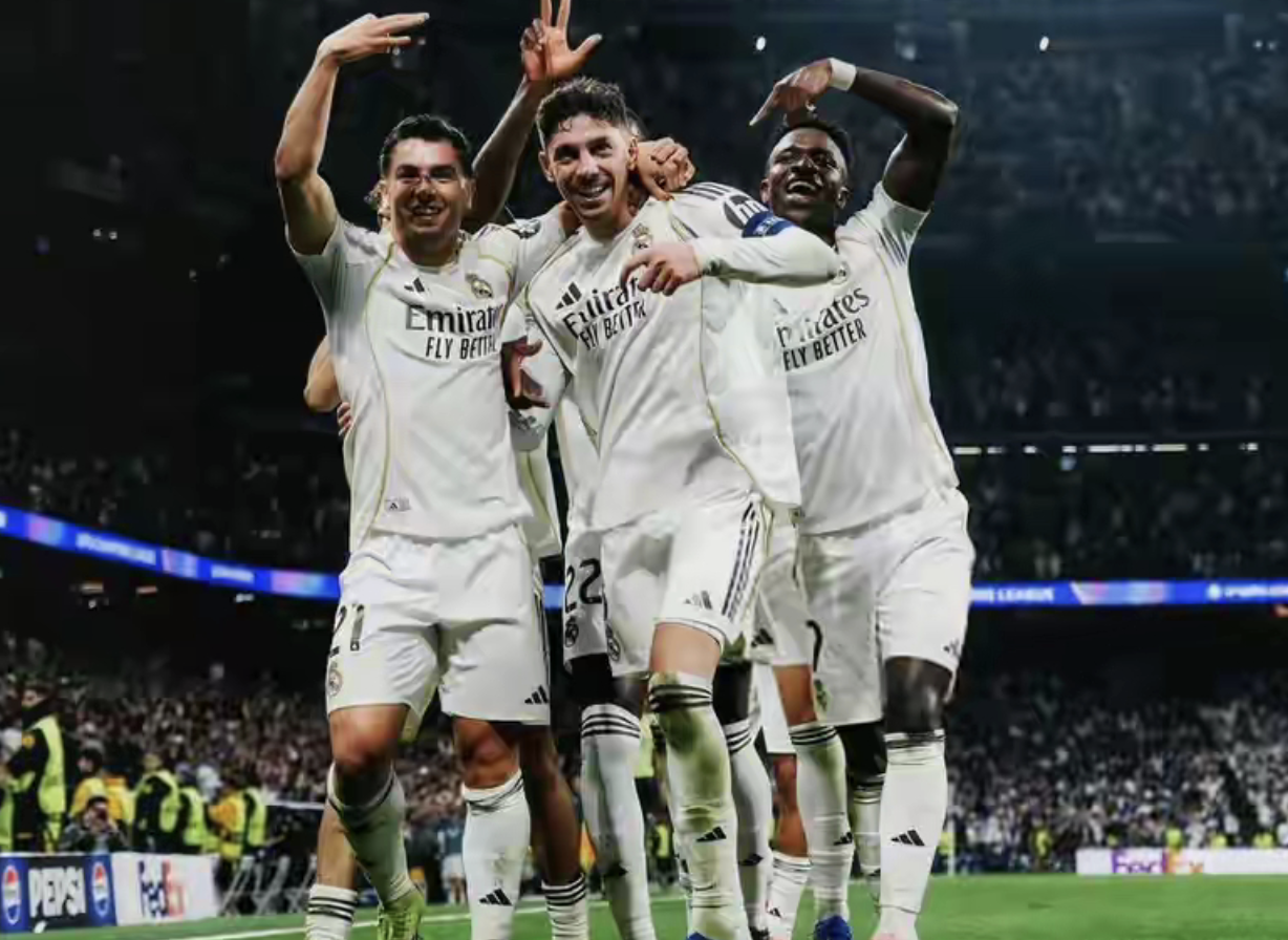 kaiyun-15冠王装死？残阵皇马狂虐13亿欧曼城 亨利:我穿上这球衣能长头发